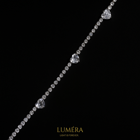 💎 Luméra Kalp Detaylı Zirkon Taşlı Zarif Bileklik