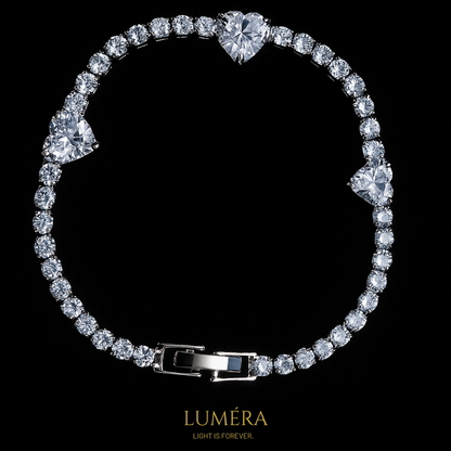 💎 Luméra Kalp Detaylı Zirkon Taşlı Zarif Bileklik